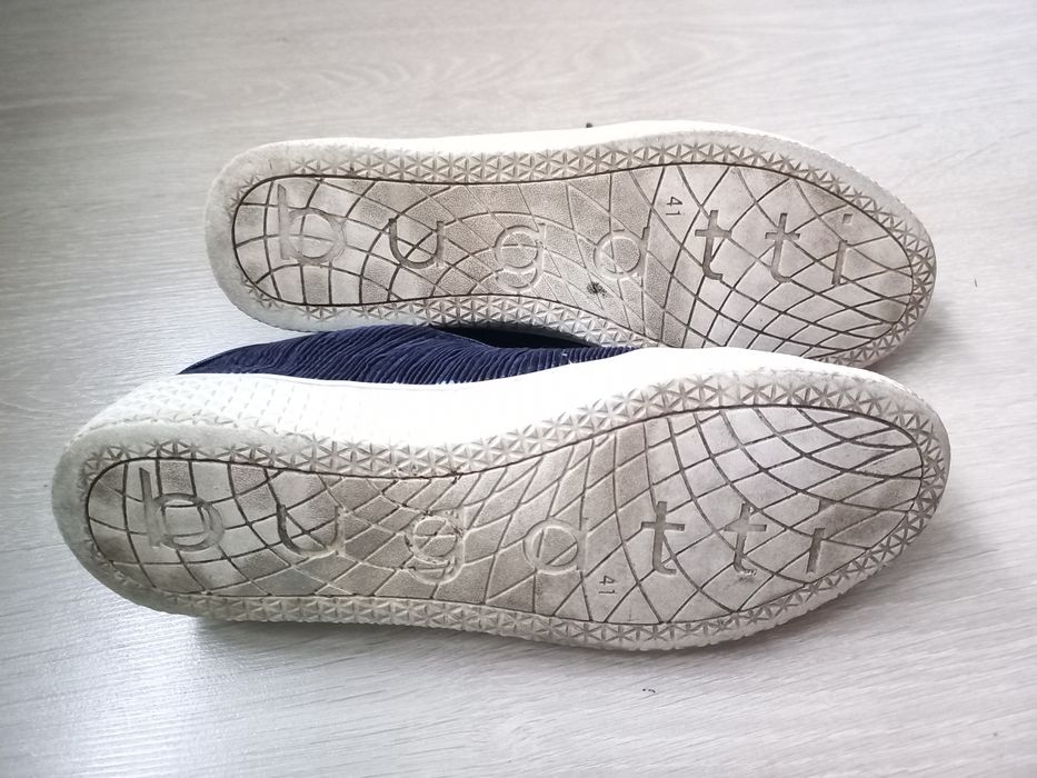 41 р.жіночі bugatti