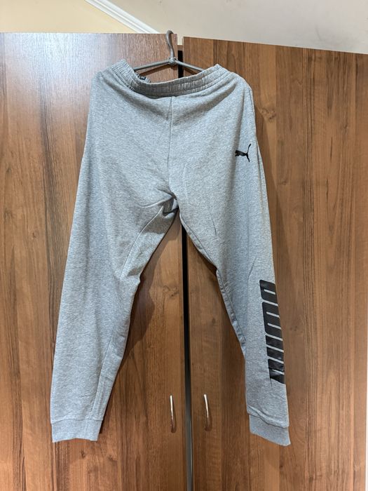 Спортивні штани від Puma