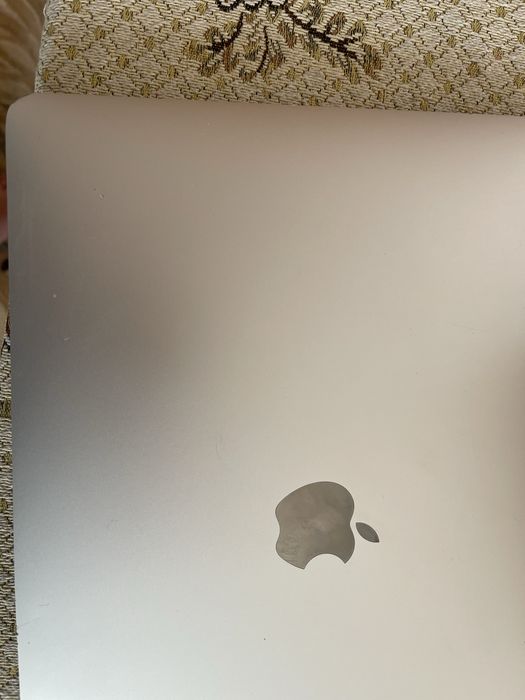 Macbook  air 2020