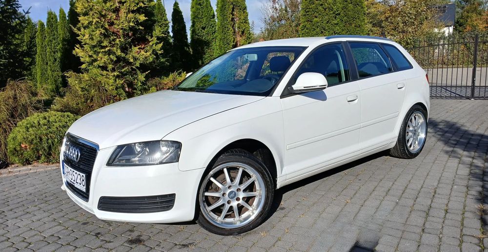 Audi A3 Sportback 1.6MPI- 102KM lift