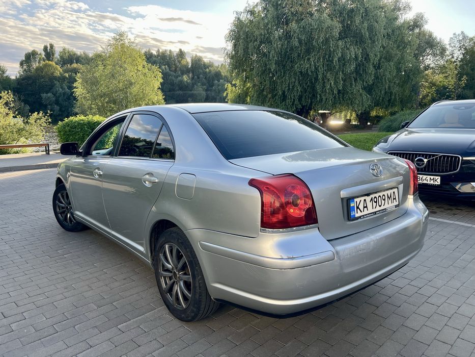 Toyota Avensis, 1.8 газ/бенз, автомат