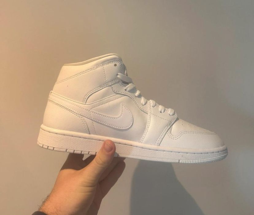 Nike air jordan 1 white sneakers women nike jordan shoes NEW