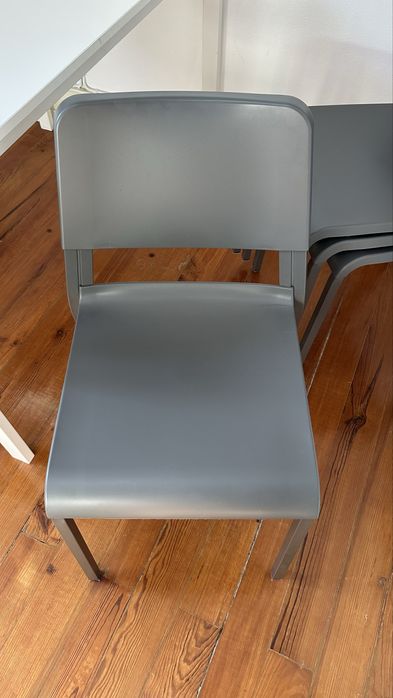 Cadeiras cinzentas IKEA (4)