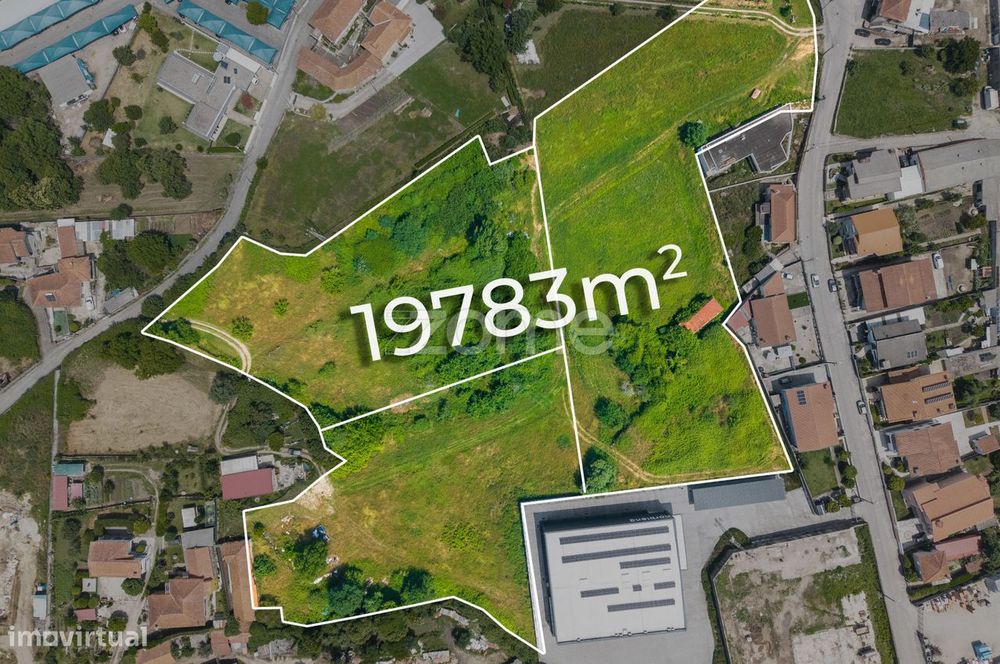 Land with construction feasibility, Vila das Aves