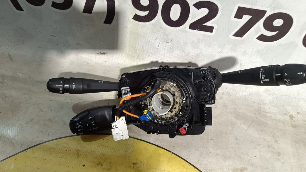 Переключатель подрулевой peugeot 308 t9 98154514zd