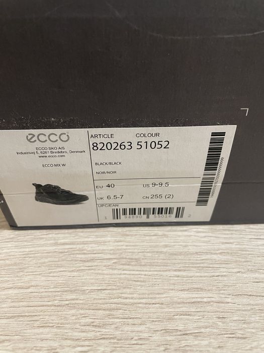 Оригінальні кросівки ECCO