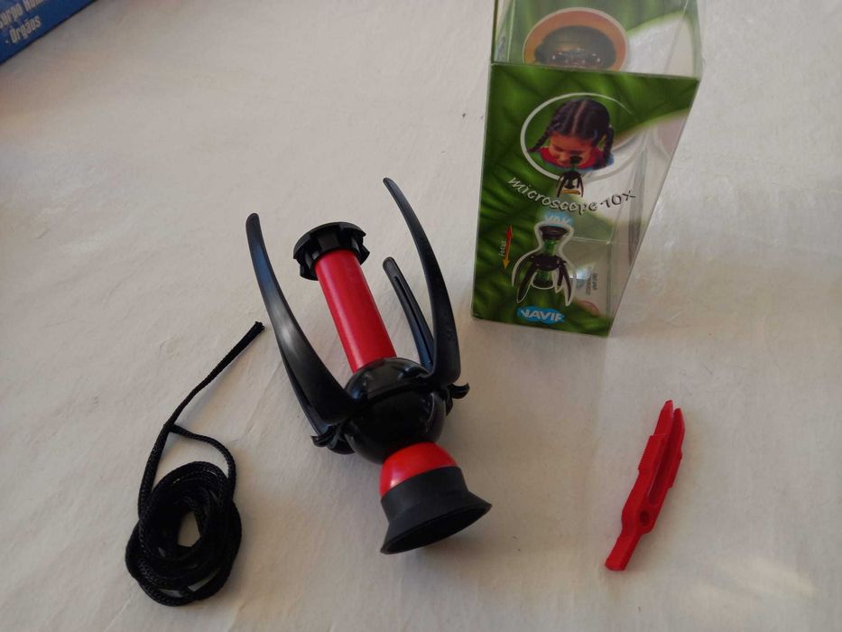 Brinquedo / MICROSCÓPIO Portátil