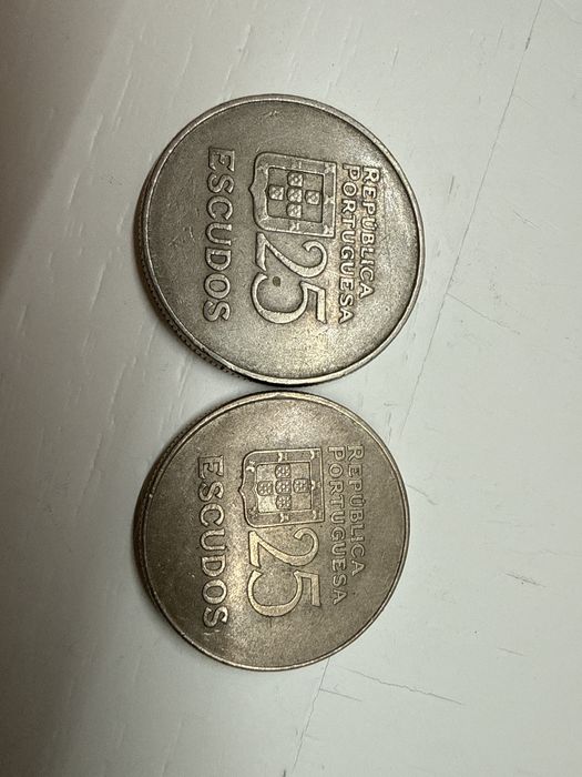 Lote 7 Moedas de 25 Escudos – Portugal – Coleção / Numismática