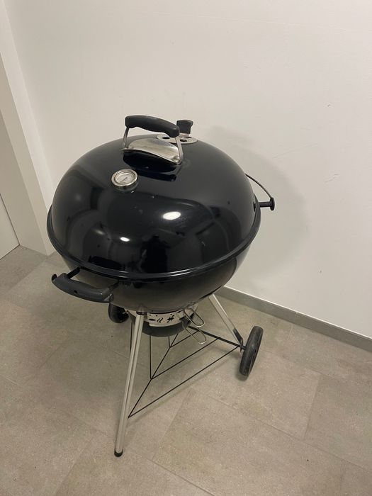 Гриль Weber Master-Touch