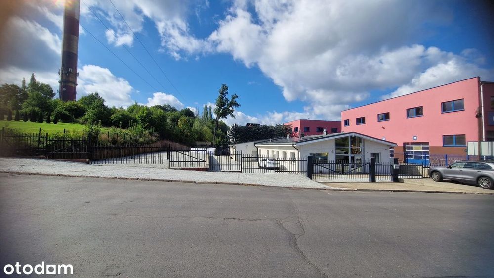 Top lokalizacja !!! 450m2 biuro magazynow parking pompa / panele 24KWp