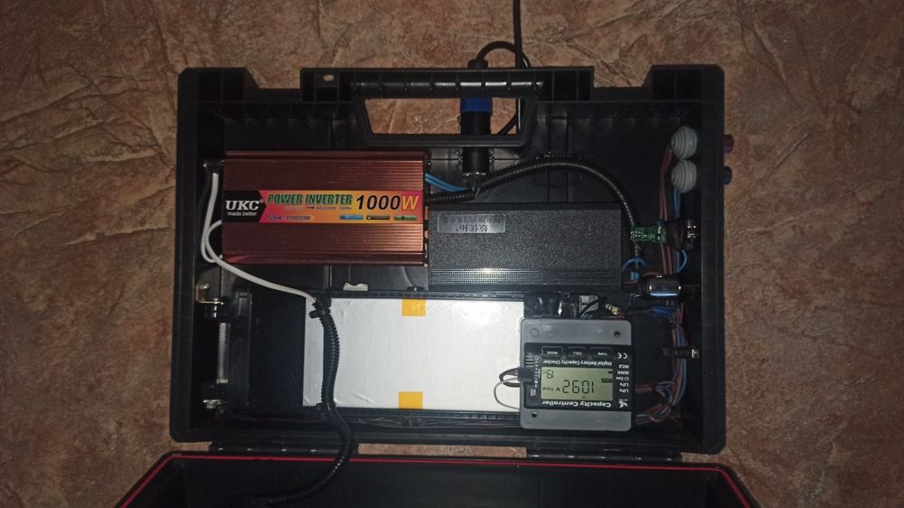 Продам портативну електростанцію