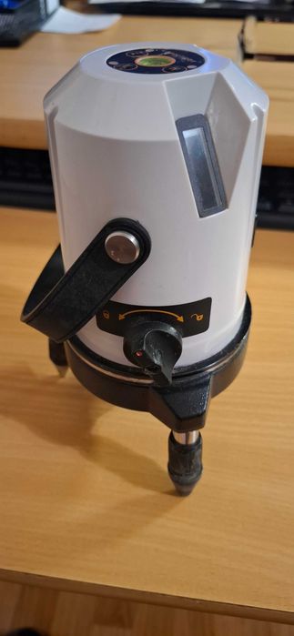 Laser Auto Cross 3c powerbright, uszkodzony.