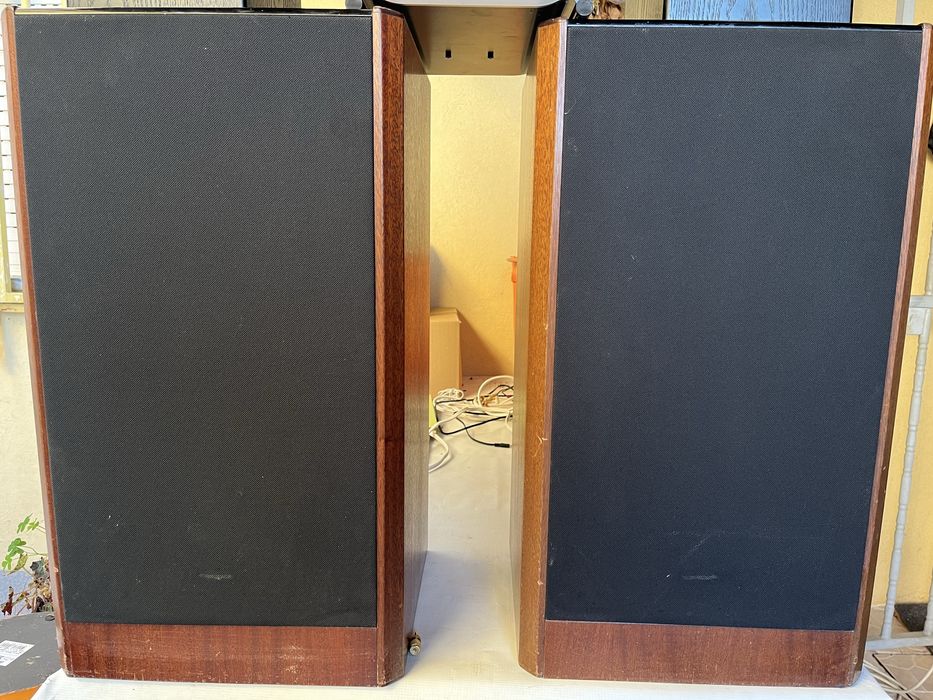 Colunas de som Sigma 900 / Magnat