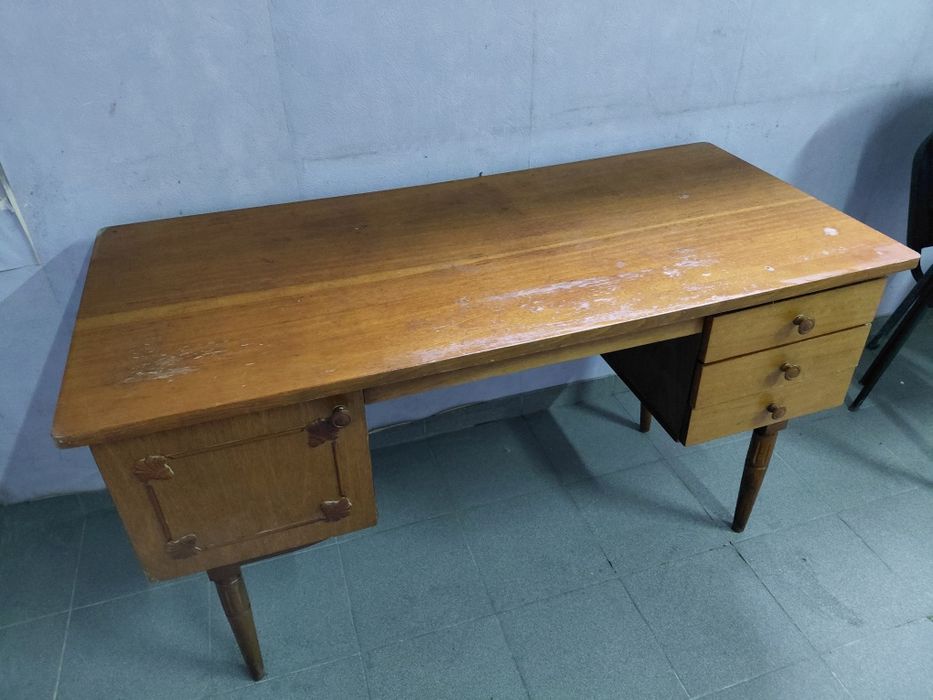 Стіл пісмений ретро