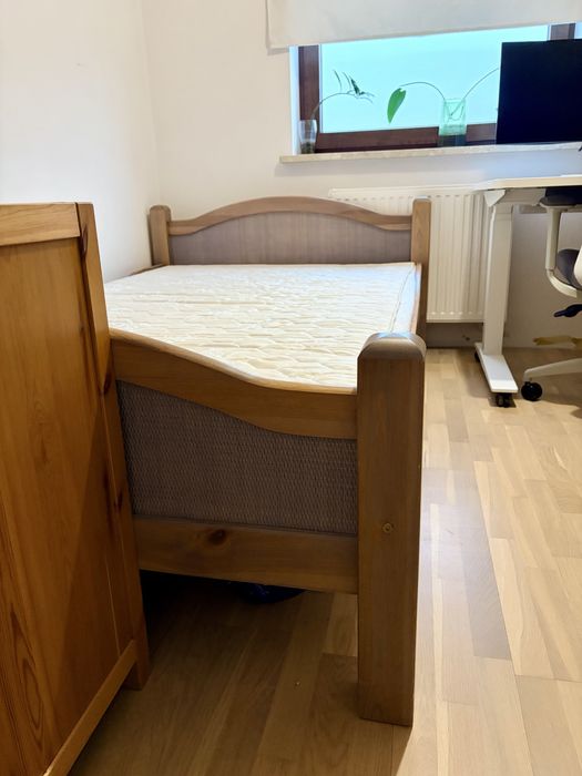 Lozko lite drewno sosnowe 120x200, ratan, bejca