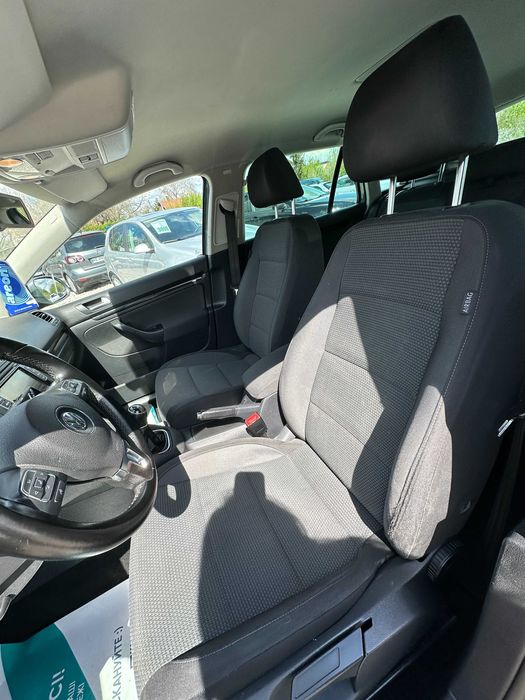Продам Volkswagen Golf 2013 рік можлива розстрочка,кредит,обмін!