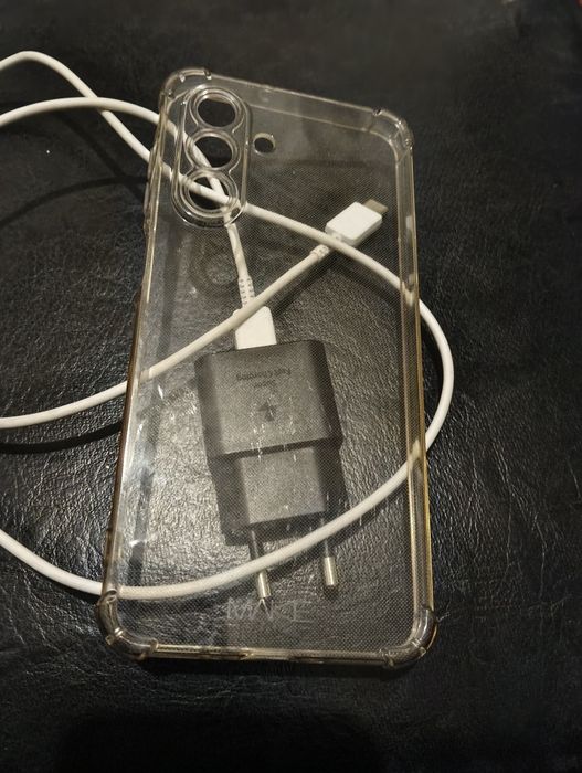 Зарядний пристрій