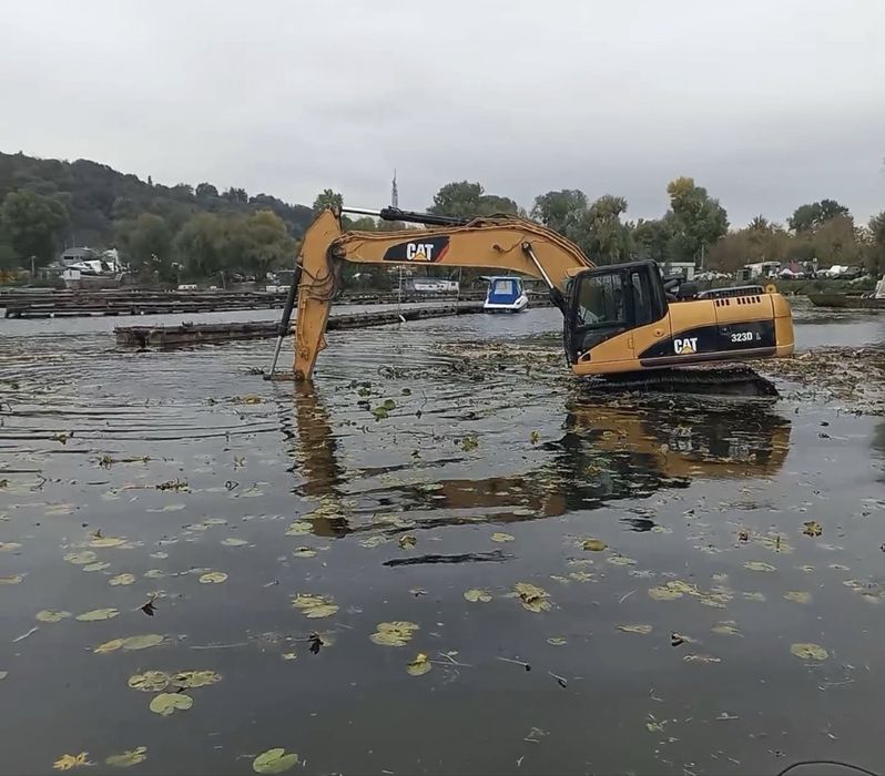 Копання , розчищення та поглиблення водойм, озер.