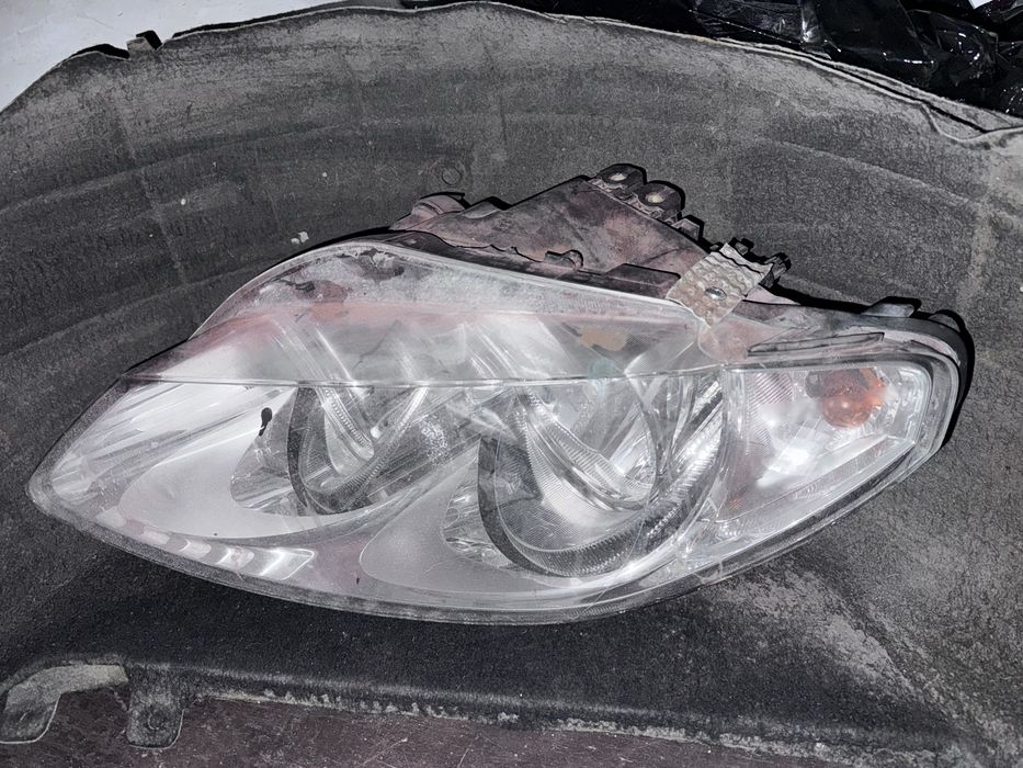 Lampa lewa halogen Seat Exeo przed lift