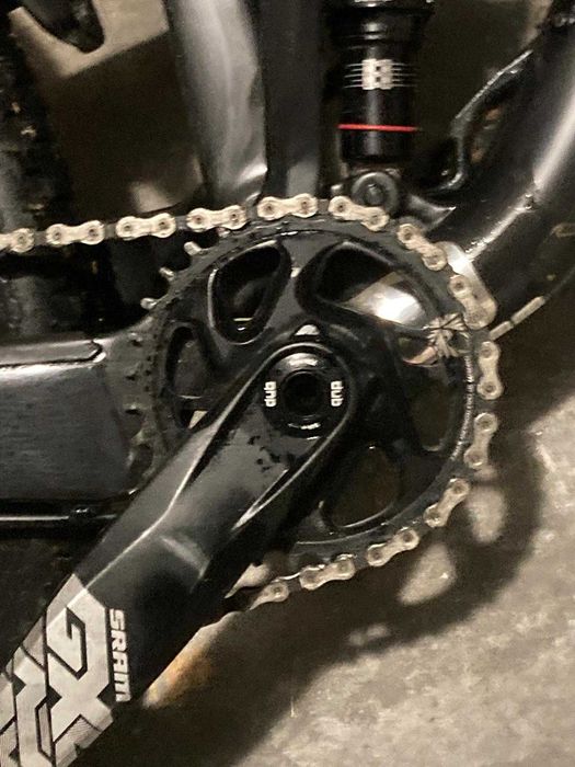 Bicicleta FOCUS ONE (suspensão total)