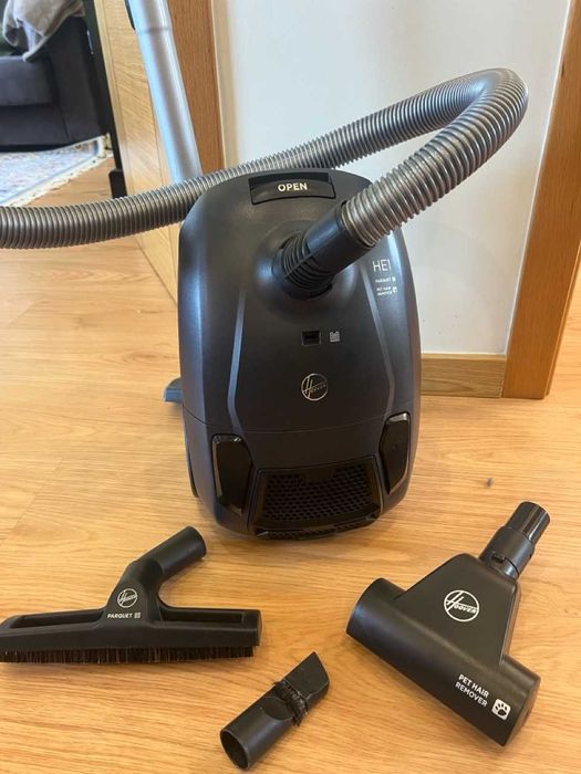 Hoover HE120Pet Bagged Canister Vacuum Pets Parquet