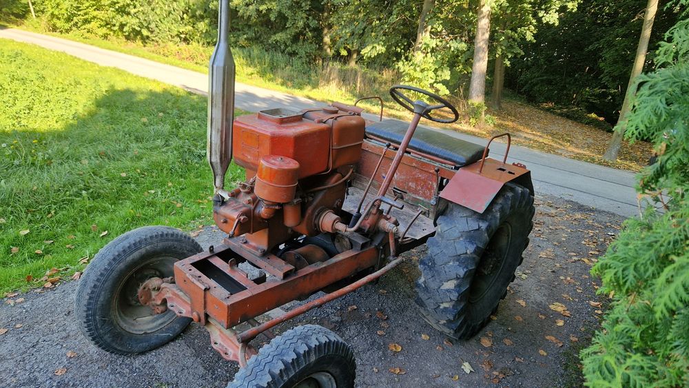 Ciagnik sam s15.