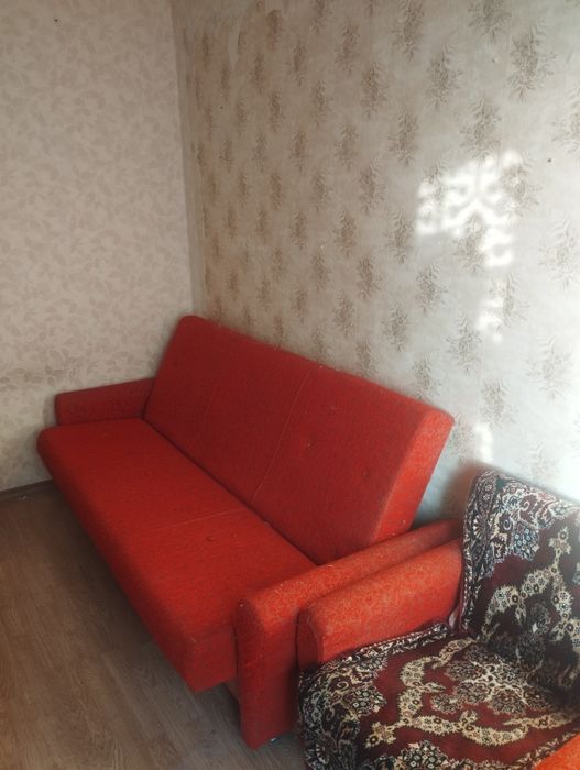 Продам 2 км кв на Левобережном -3 , пр Мира