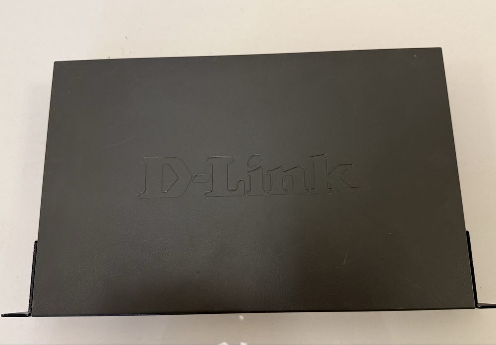 Комутатор мережевий D-Link DES-1024D