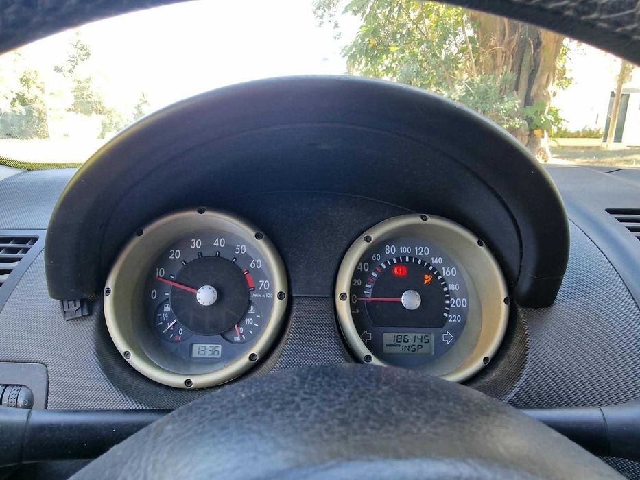 VW Polo 1.0 mpi c/ AC - económico e fiável