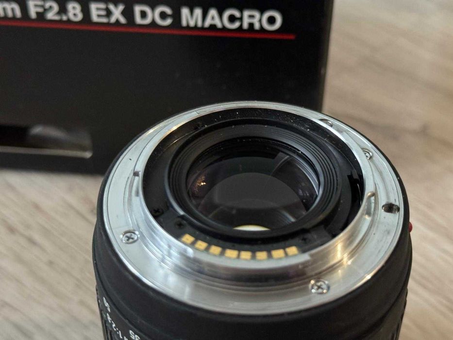 Sigma 18-50 mm f/2.8 DC EX Macro Sony