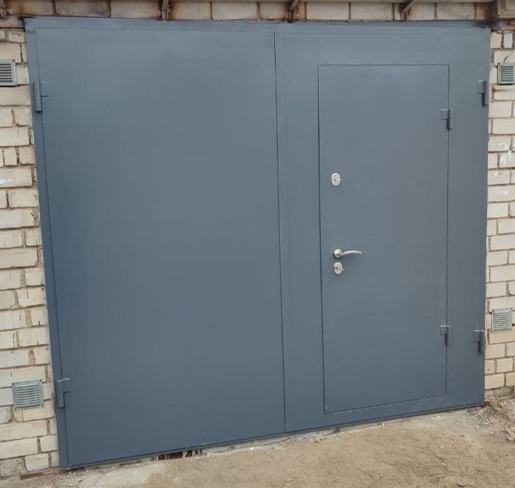 Ворота гаражные из металла