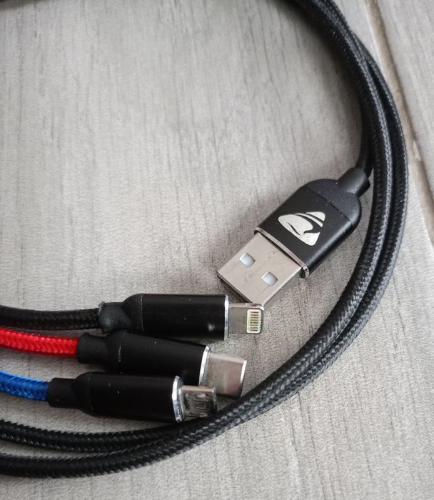 Kabel 3 w 1 USB - USB C / Lightning / USB Micro 1,2m