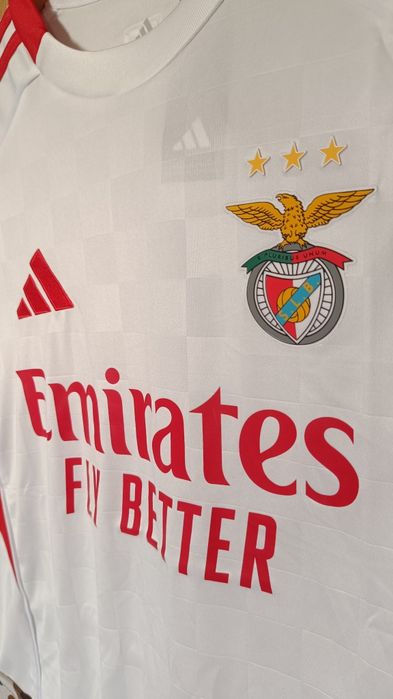 Benfica Camisola secundária 2025/26