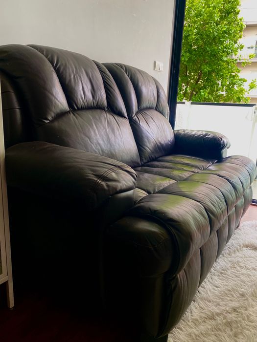 Sofá vintage em pele