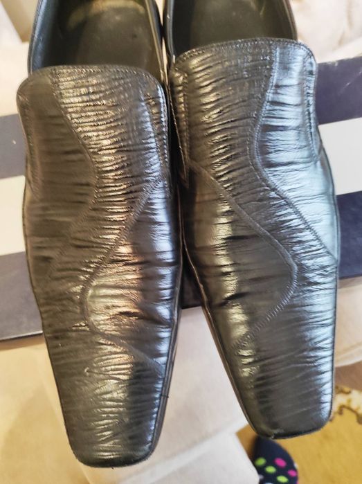 Продам кожаные туфли