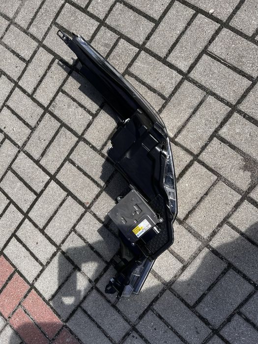 Toyota chr full led lampa prawa nowa