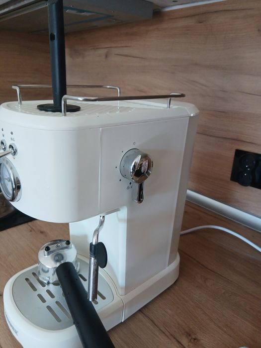 Ekspres korbowy Bergner na gwarancji