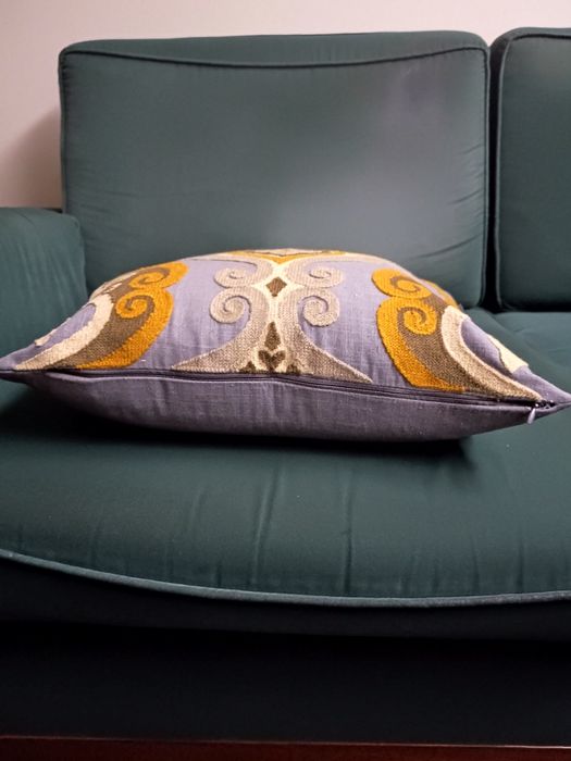 Almofada Bordada 45x45cm Nova