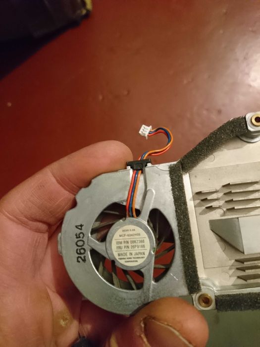 Охлаждение куллер Thinkpad T23 Toshiba MCF-6342H05