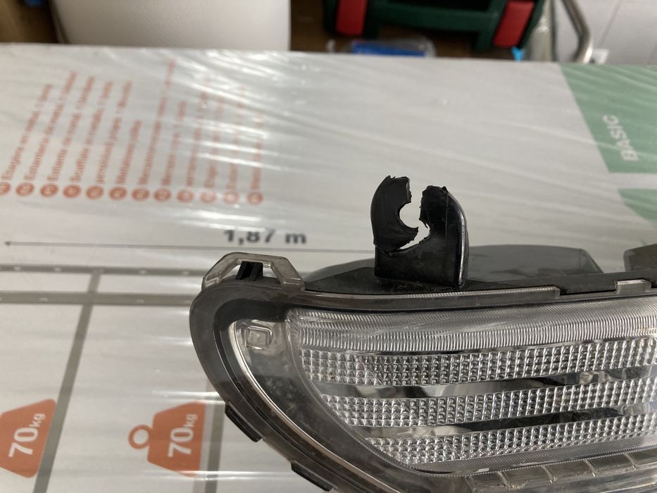 Farol Nevoeiro Ford Kuga (2016)