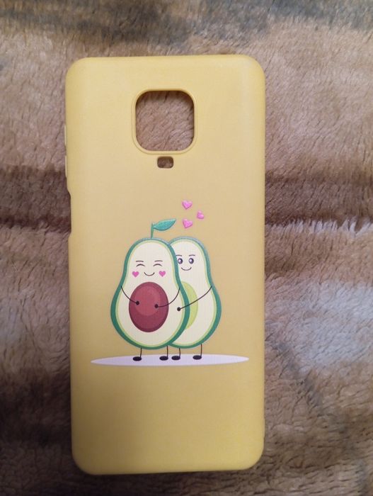 Продам 3 чохли на телефон Xiaomi redmi note 9 pro