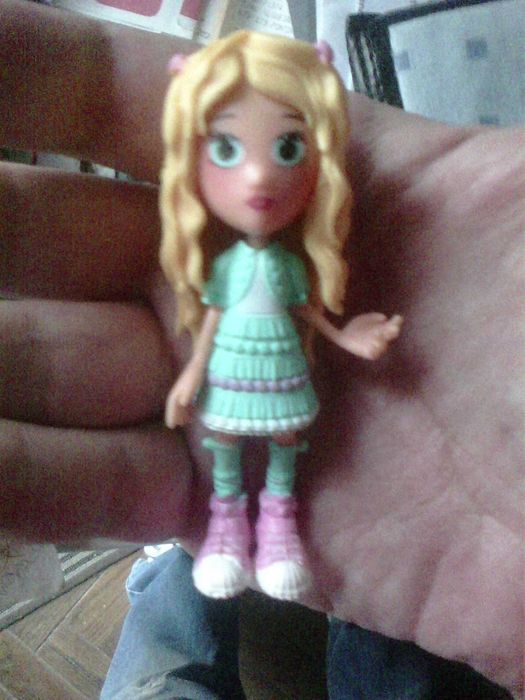 boneca detalhada em pvc443744819159377922