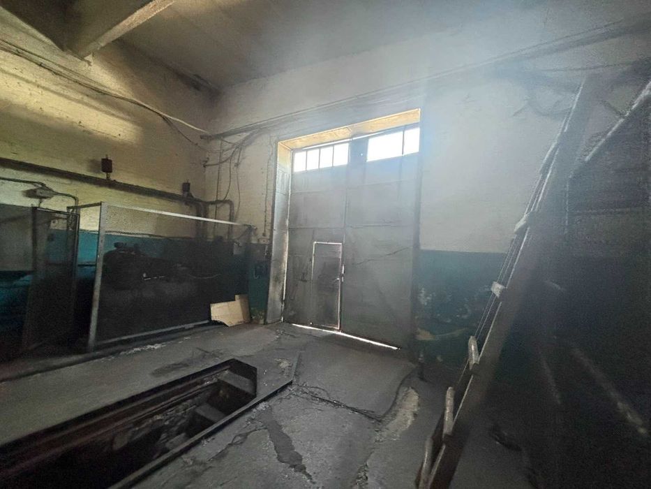 Здам складське приміщення з ямою, 379  м2 - More
