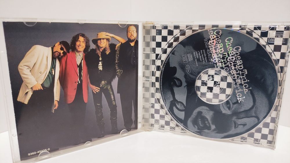 Cheap Trick - Woke Up With a Monster CD