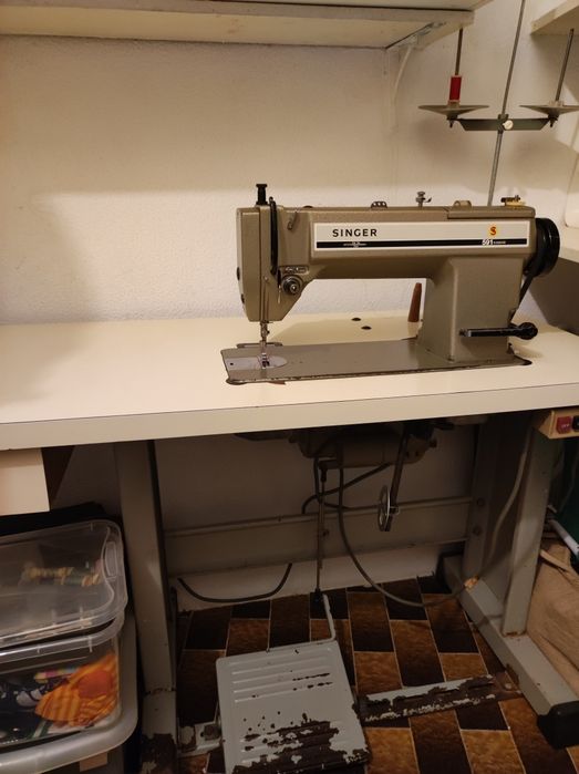 Maquina Costura Singer 591-D300AD