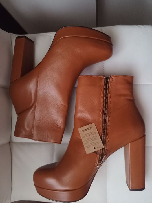 Skórzane botki bullboxer 41 wkładka ok 26,5 cm obcas ok 11 cm platform