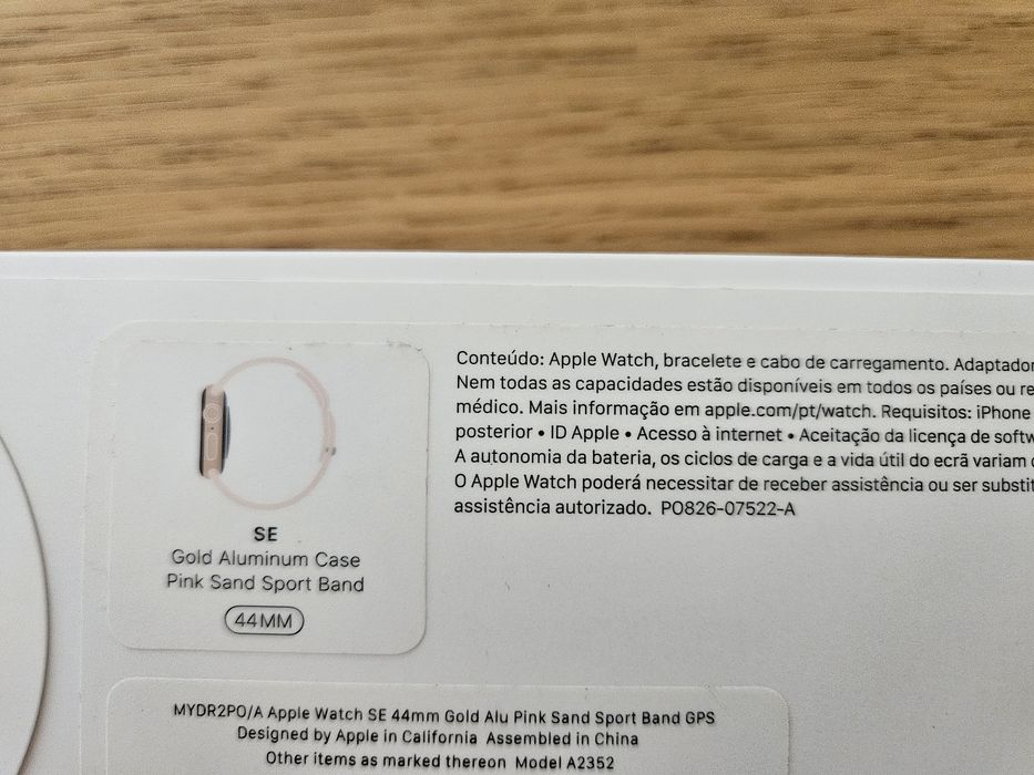 Apple Watch SE 44mm GPS - Rose Gold

Pouco usado Estado da bateria a 9
