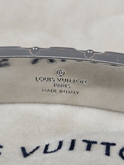 Pulseira lv espectacular