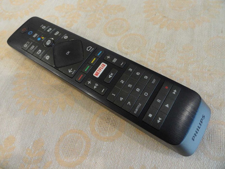 4К смарт телевизор PHILIPS 50" Ambilight