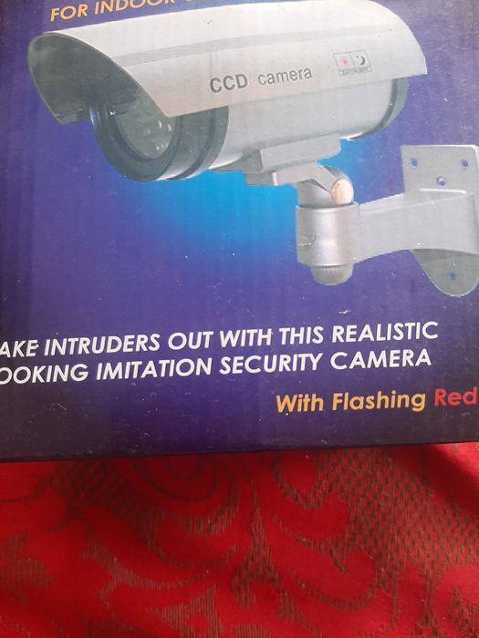 Муляж камери спостереження.